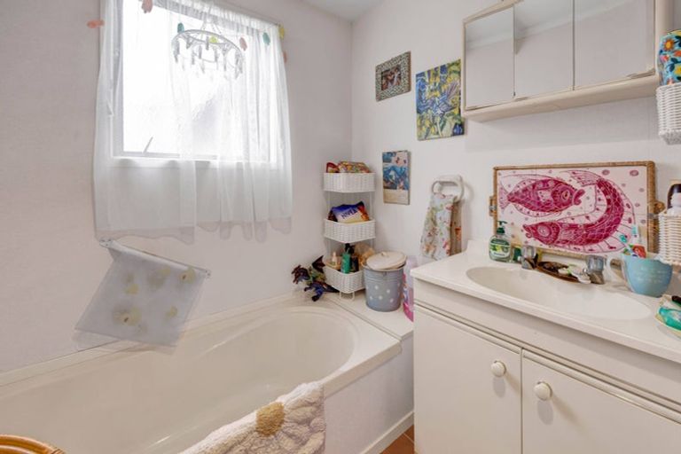 Photo of property in 196 Mokau Road, Urenui, 4377