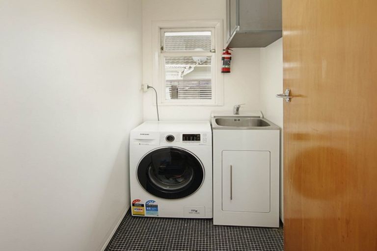 Photo of property in 104 Parkers Road, Tahunanui, Nelson, 7011