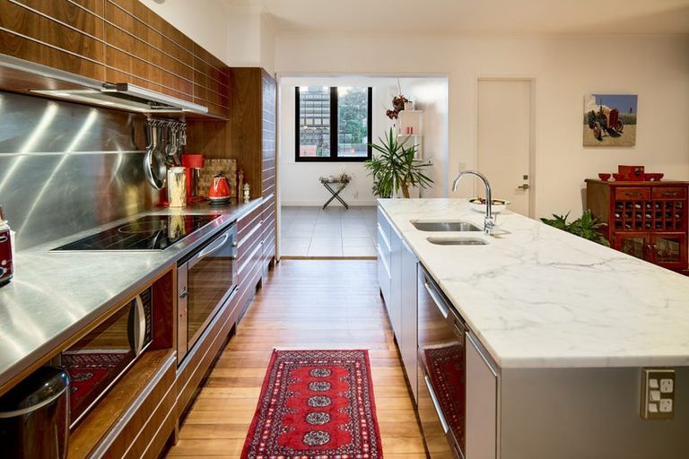 Photo of property in Augusta Apartments, 27/254 Willis Street, Te Aro, Wellington, 6011
