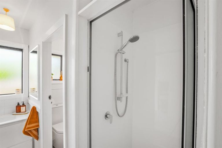 Photo of property in 296 Opawa Road, Hillsborough, Christchurch, 8022