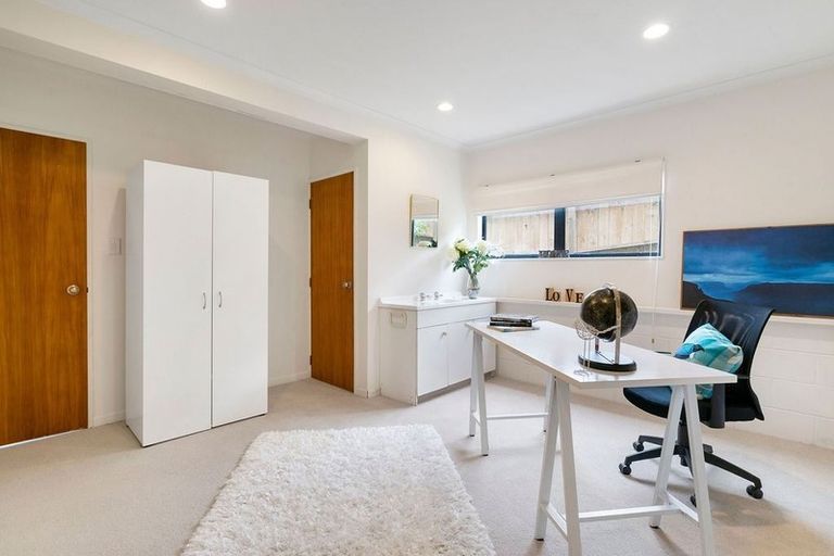 Photo of property in 17b East Avenue, Manly, Whangaparaoa, 0930