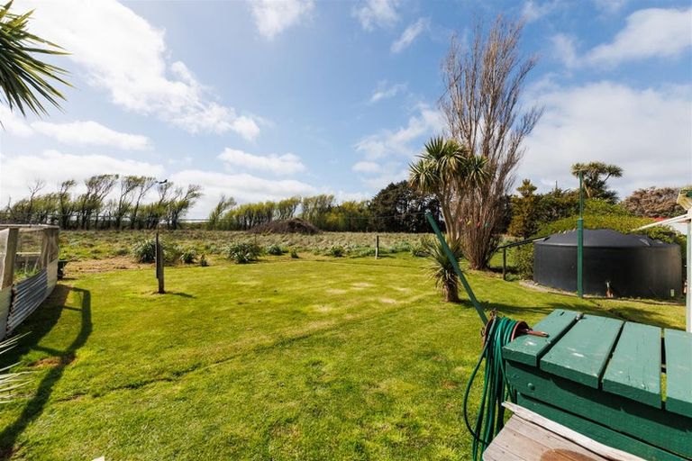 Photo of property in Build Inn, 1942 Parewanui Road, Parewanui, Bulls, 4894