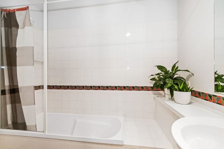 Photo of property in 1/10 Naseby Street, Merivale, Christchurch, 8014