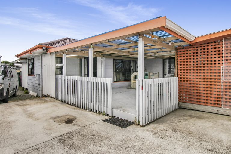 Photo of property in 9 Advocate Place, Randwick Park, Auckland, 2105