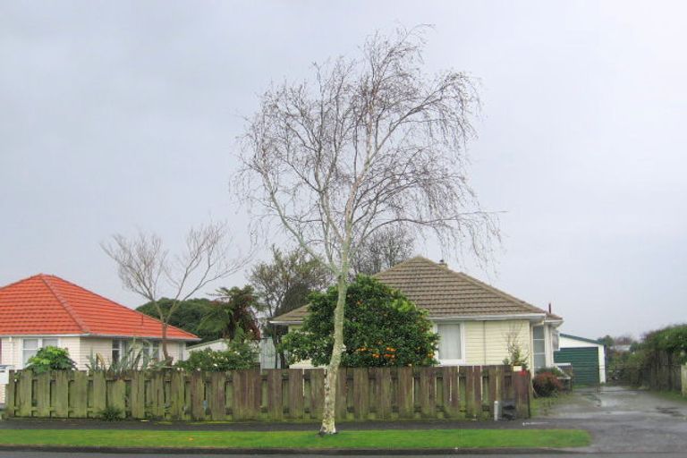 Photo of property in 43 Montgomery Crescent, Bader, Hamilton, 3206