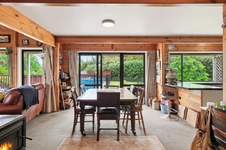 Photo of property in 63 Kayelene Place, Omokoroa, 3114