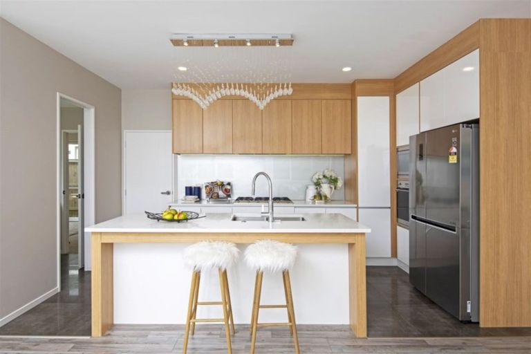 Photo of property in 3 Ballykerrigan Road, Flat Bush, Auckland, 2019