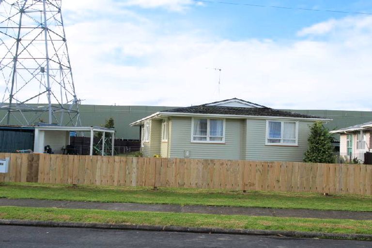 Photo of property in 10 Bland Place, Otara, Auckland, 2023
