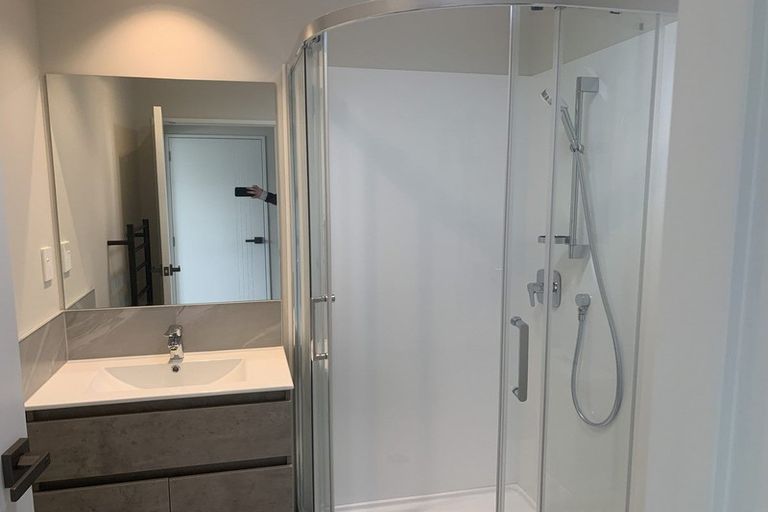 Photo of property in 6/66 Swanson Road, Henderson, Auckland, 0610