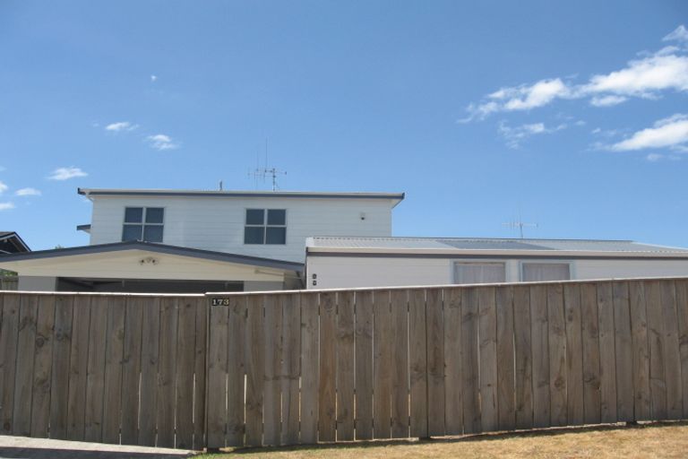 Photo of property in 173 Pukehina Parade, Pukehina, Te Puke, 3189