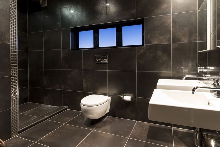 Photo of property in 57 Pah Road, Cockle Bay, Auckland, 2014