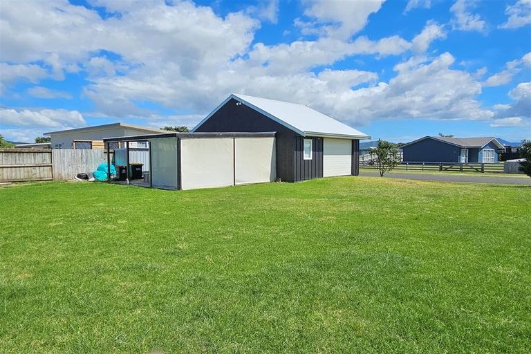 Photo of property in 147 Rangiora Crescent, Matarangi, Whitianga, 3592
