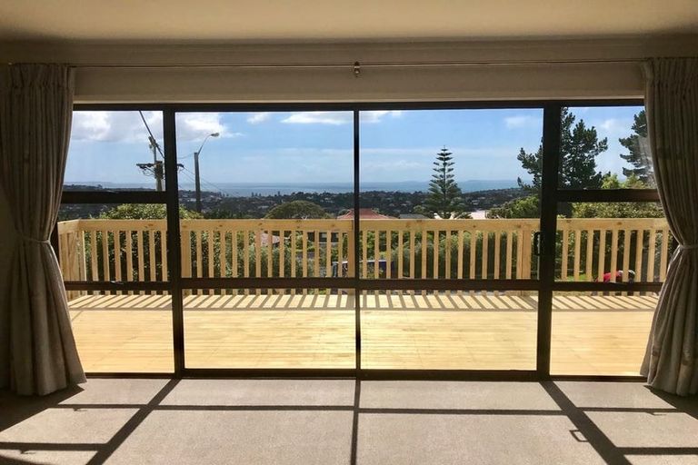 Photo of property in 750 East Coast Road, Pinehill, Auckland, 0630