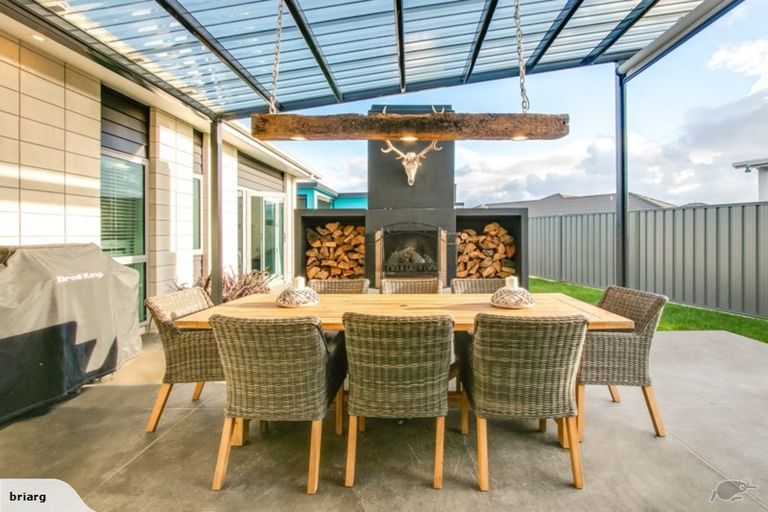 Photo of property in 29 Kapiti Drive, Poraiti, Napier, 4112