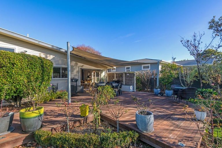 Photo of property in 34 Epsom Road, Hokowhitu, Palmerston North, 4410