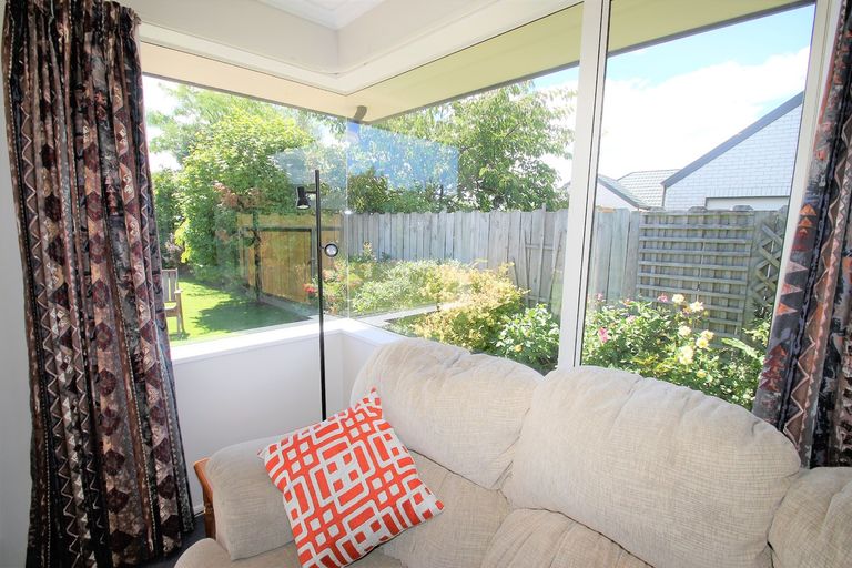 Photo of property in 17 Rowan Place, Mosgiel, 9024