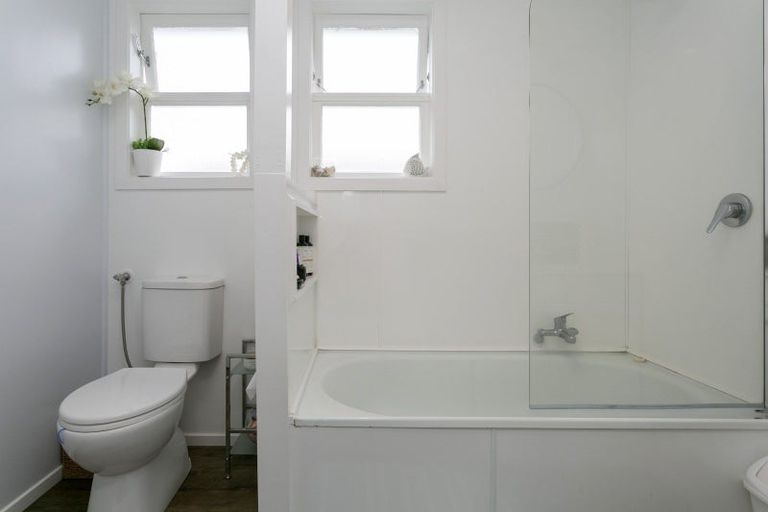 Photo of property in 38 Tongariro Road, Turangi, 3334