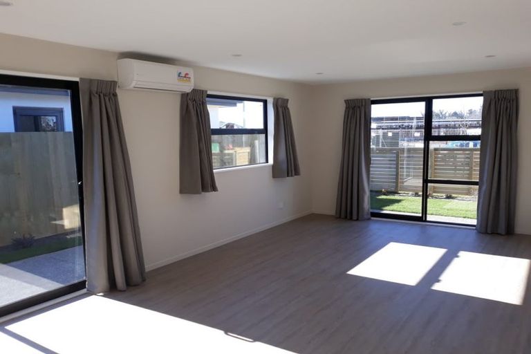 Photo of property in 11 Perendale Street, Belfast, Christchurch, 8051