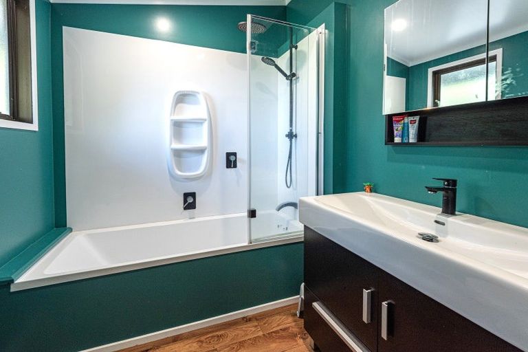 Photo of property in 34 Kowhai Park Road, Maunu, Whangarei, 0110