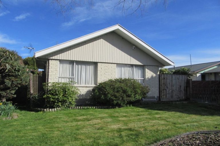 Photo of property in 247 Hendersons Road, Hoon Hay, Christchurch, 8025