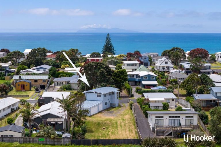 Photo of property in 30 Hillview Road, Waihi Beach, 3611