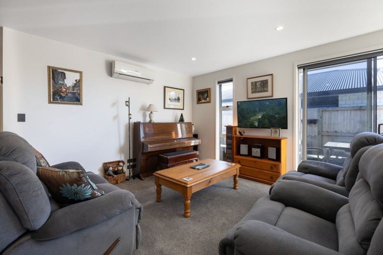 Photo of property in 53 Taioma Close, Papamoa, 3118