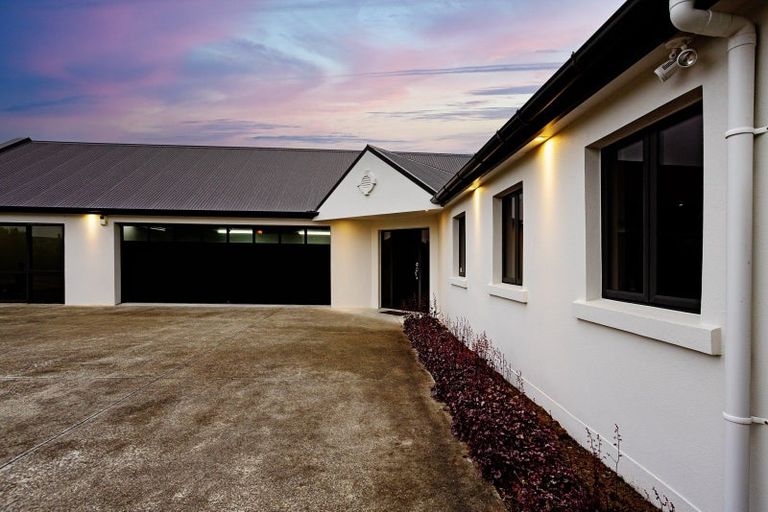 Photo of property in 146 Oreti Road, Otatara, Invercargill, 9879
