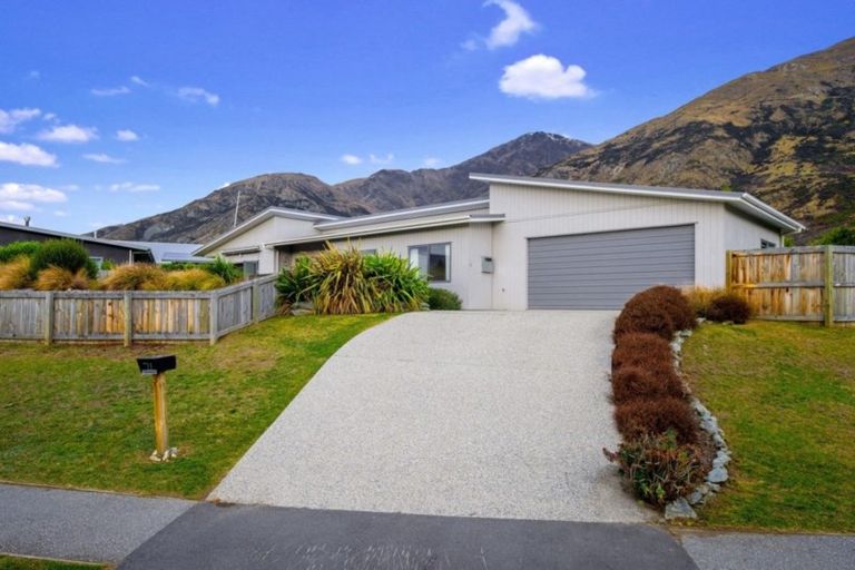 Photo of property in 13 Quill Street, Lake Hayes, Queenstown, 9304
