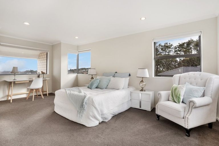 Photo of property in 11 Evelina Lane, Flat Bush, Auckland, 2019