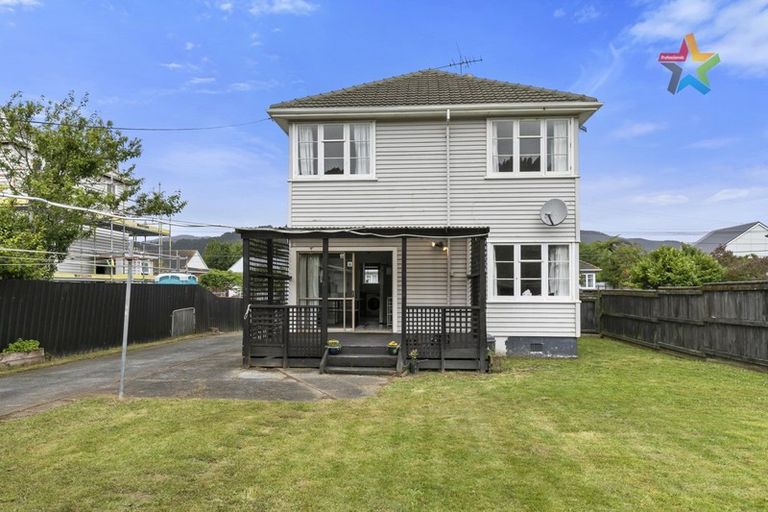 Photo of property in 51 Compton Crescent, Taita, Lower Hutt, 5011