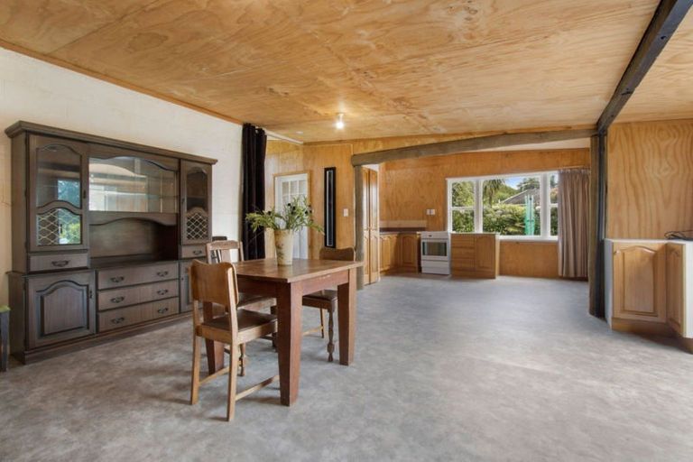 Photo of property in 28 Lindemann Road, Katikati, 3170