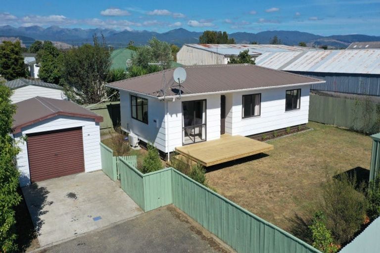 Photo of property in 15b Douglas Street, Levin, 5510
