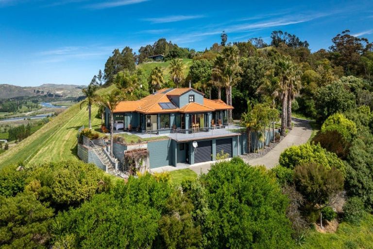 Photo of property in 48 Mclean Road, Havelock North, 4294