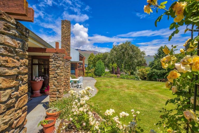 Photo of property in 36 Warren Street, Wanaka, 9305