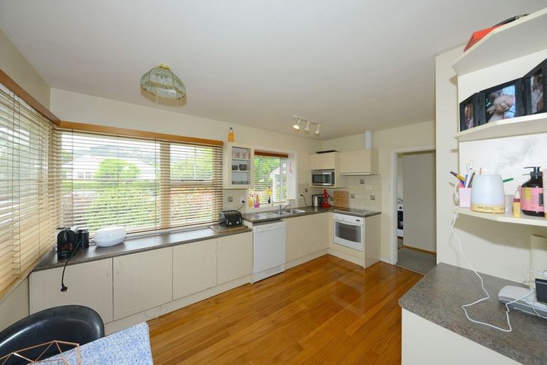 Photo of property in 3 Corson Avenue, Beckenham, Christchurch, 8023