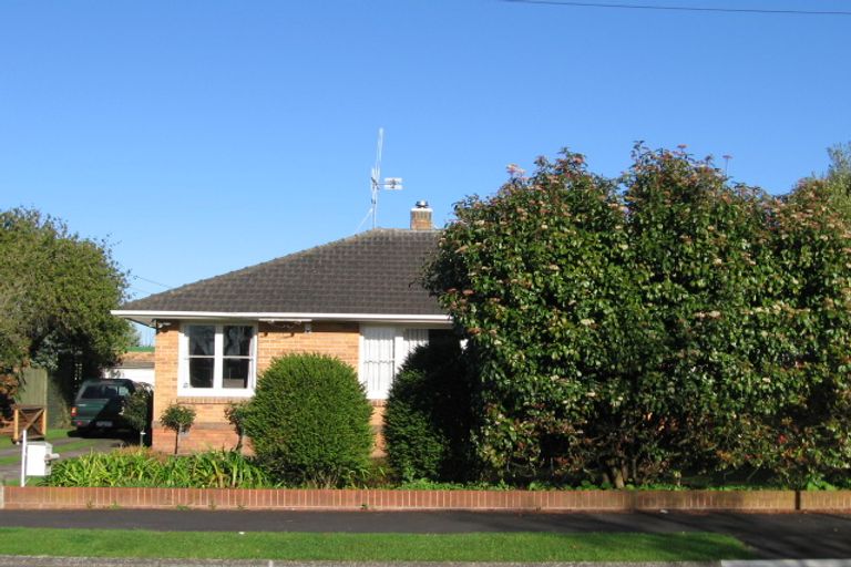 Photo of property in 1 Taylor Terrace, St Andrews, Hamilton, 3200