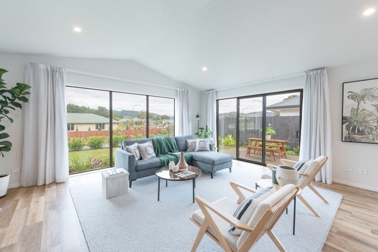 Photo of property in 24 Genia Drive, Wakefield, 7025