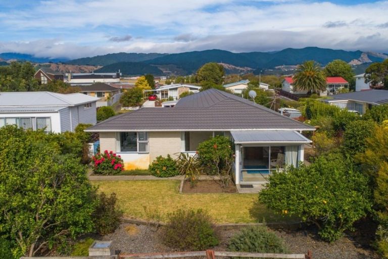 Photo of property in 10b Teoti Street, Paraparaumu Beach, Paraparaumu, 5032