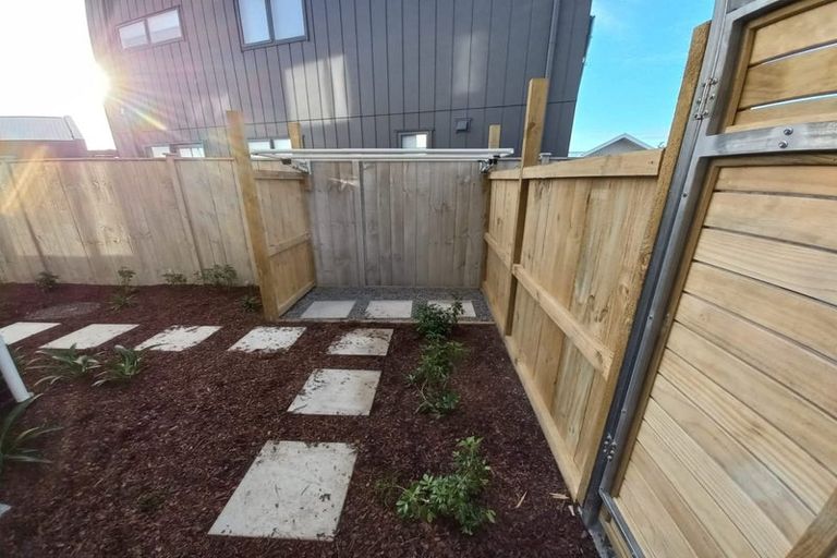 Photo of property in 3 Periko Way, Takanini, 2112