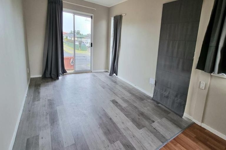 Photo of property in 64 Zelda Avenue, Clover Park, Auckland, 2023