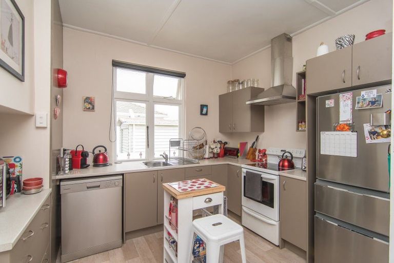 Photo of property in 15 Saint George Street, Watlington, Timaru, 7910