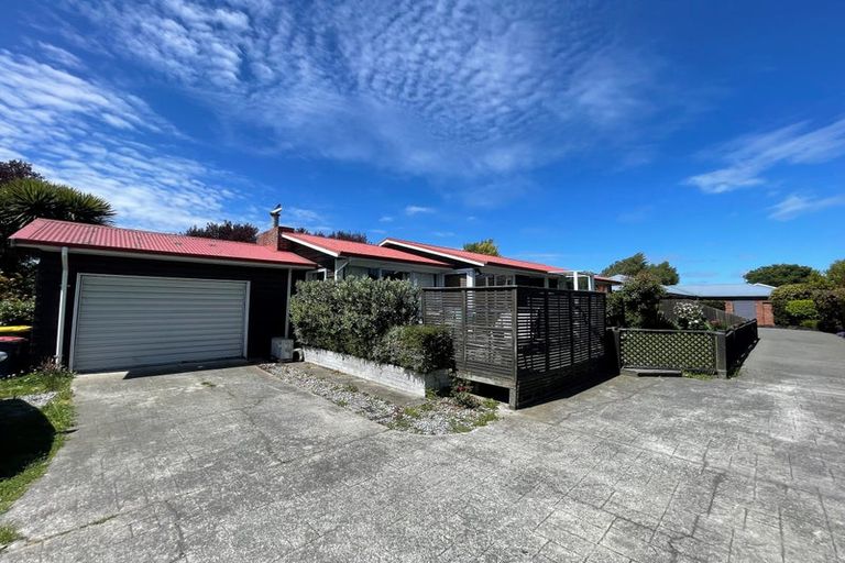 Photo of property in 14 Toorak Avenue, Avonhead, Christchurch, 8042