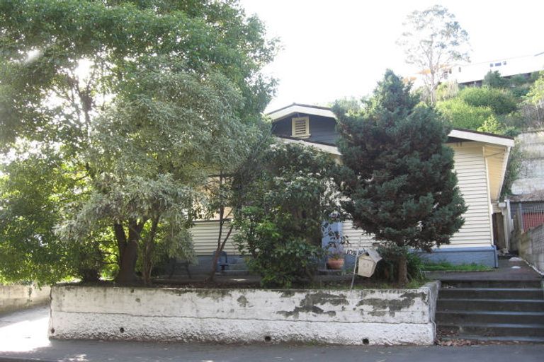 Photo of property in 109 Milton Road, Bluff Hill, Napier, 4110