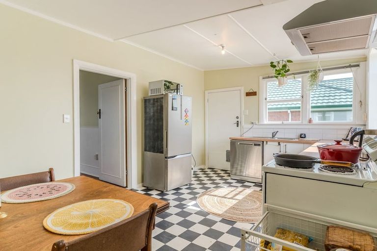 Photo of property in 31 Prince Albert Road, Saint Kilda, Dunedin, 9012