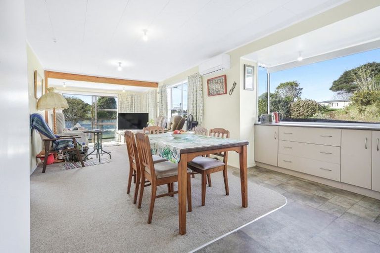 Photo of property in 218 Cowell Street, Kawhia, 3889