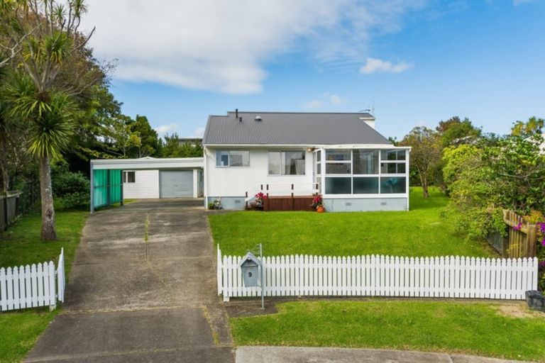 Photo of property in 9 Raupapa Street, Northcote, Auckland, 0627