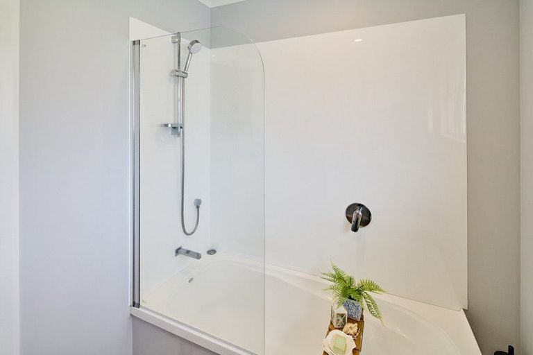 Photo of property in 36 Chapman Crescent, Naenae, Lower Hutt, 5011