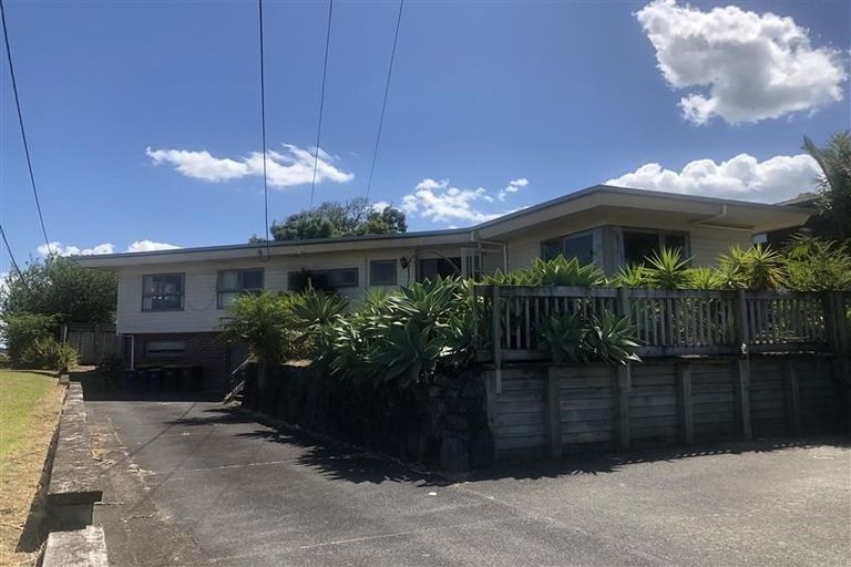Photo of property in 95 Ocean View Road, Hillcrest, Auckland, 0627