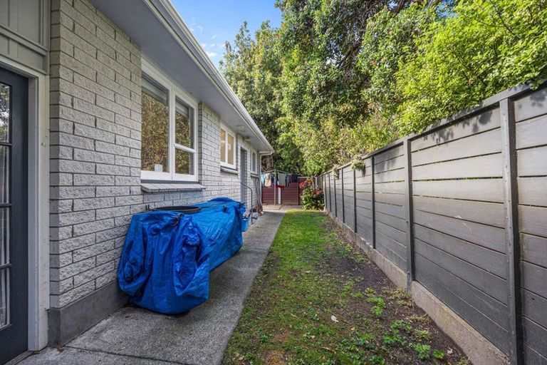 Photo of property in 1/8 Derwent Lee Grove, Epuni, Lower Hutt, 5011