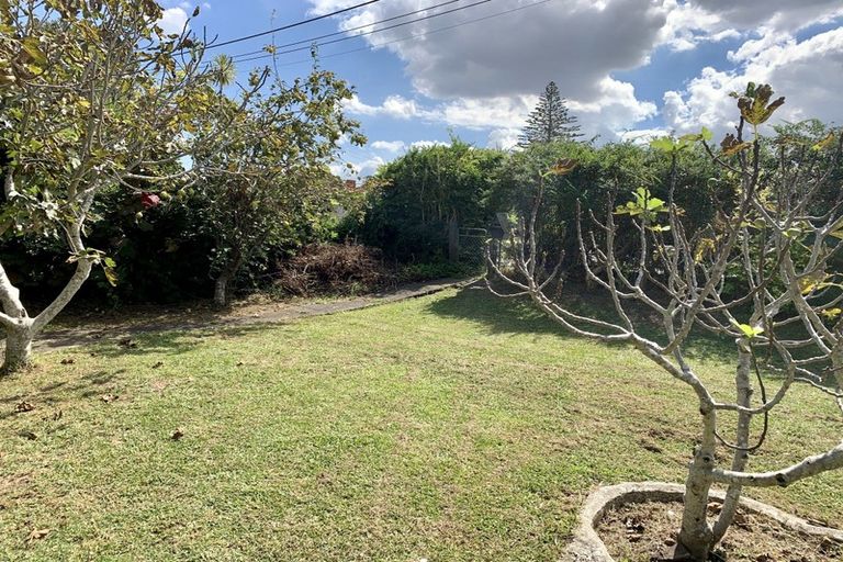 Photo of property in 1/7 Mcdougall Street, Manurewa East, Auckland, 2102